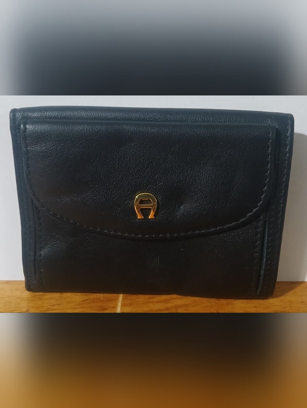 Vintage Etienne Aigner Keyholder Wallet